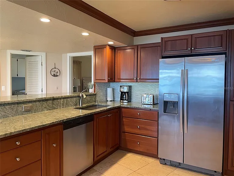 421 Waterside Ln — Photo 19