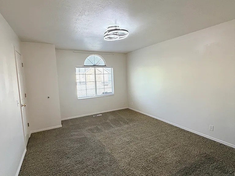 1100 E 1525 S #106 — Photo 11