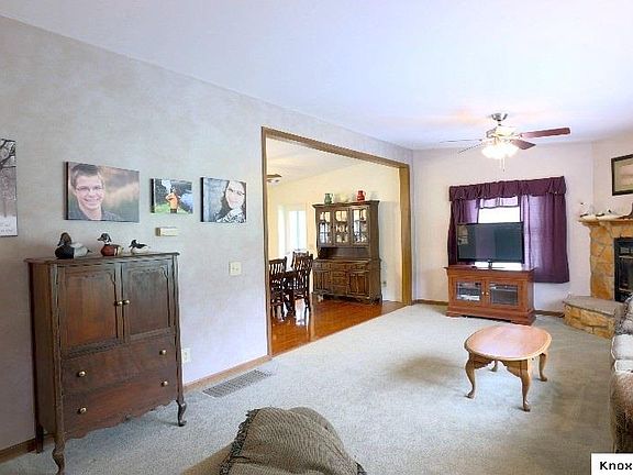 5th image of 470 Grand Valley Dr