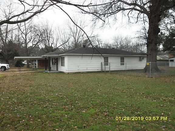 4th image of 1305 Hines St