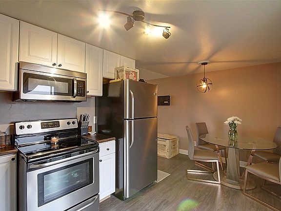 5th image of 1505 Sanchez Ct