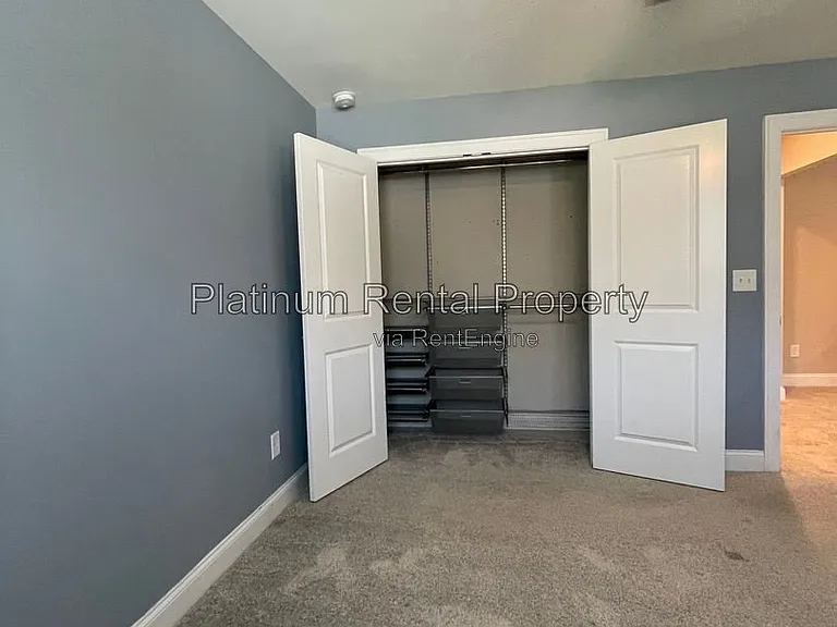 3215 Summerpoint Xing — Photo 72