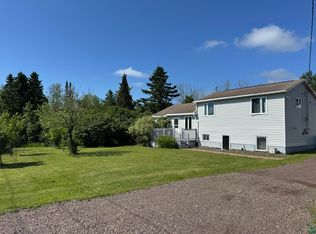 1317 Shoreview Rd, Two Harbors, MN 55616
