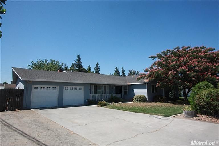 1st image of 10340 E Louise Ave