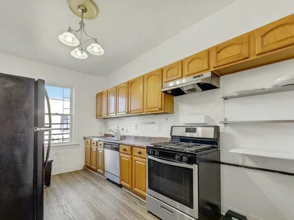 46 Highwood Terrace image 17 of 30