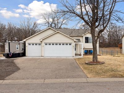 1004 3rd Ave SW, Isanti, MN, 55040