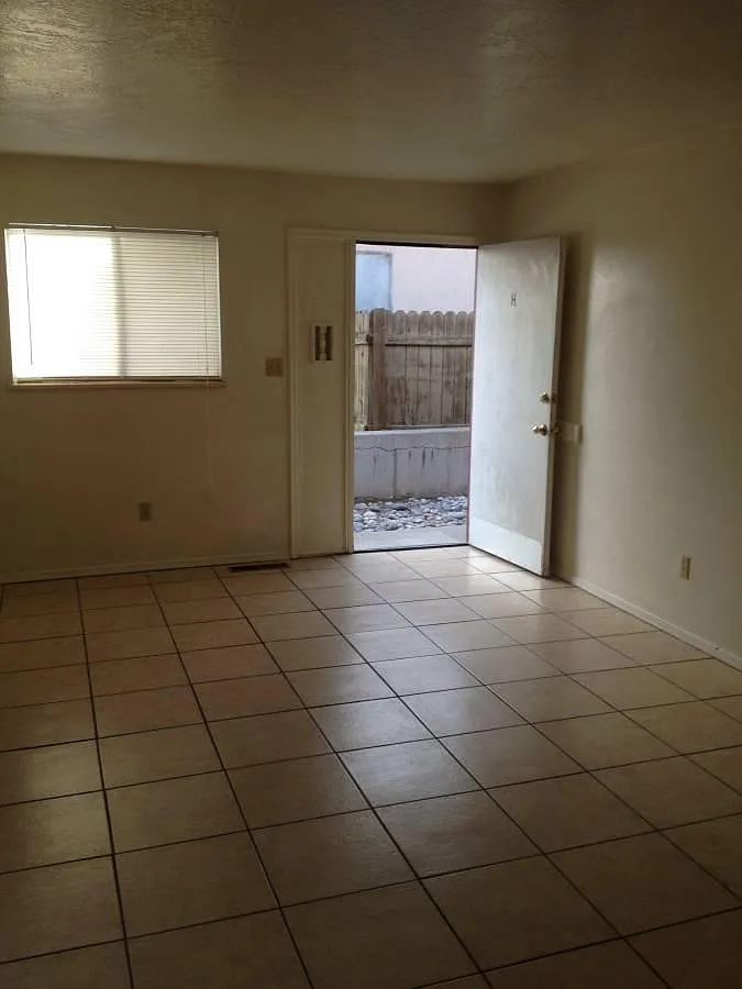1 bed, 620 sqft, $950 — Photo 4