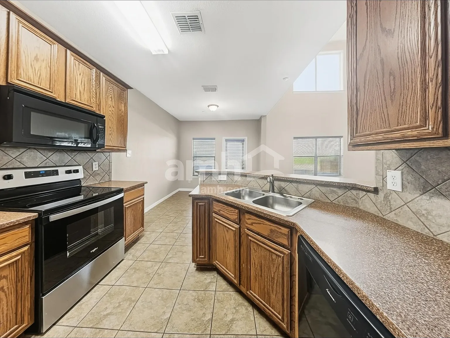 2 bed, 2.5 bath, 1399 sqft, $2,095 — Photo 3
