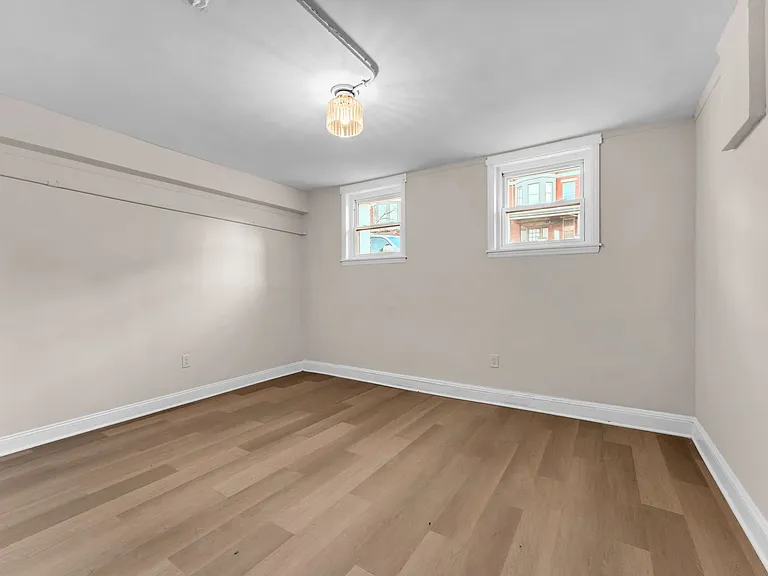 The Woodrow at 300 E 30th Street — Photo 22