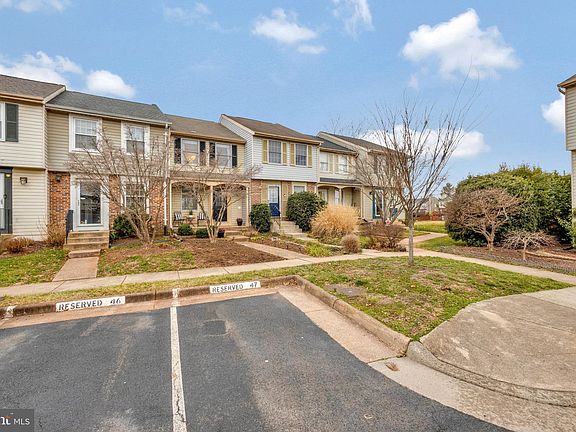 3rd image of 3738 Sudley Ford Ct