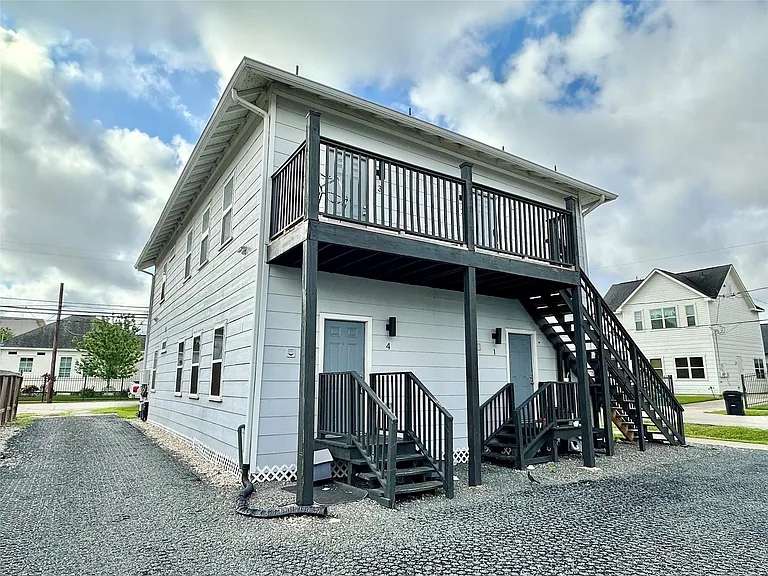 225 N Everton St #4 — Photo 16