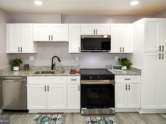 4th image of 4706 Rookewood Pl