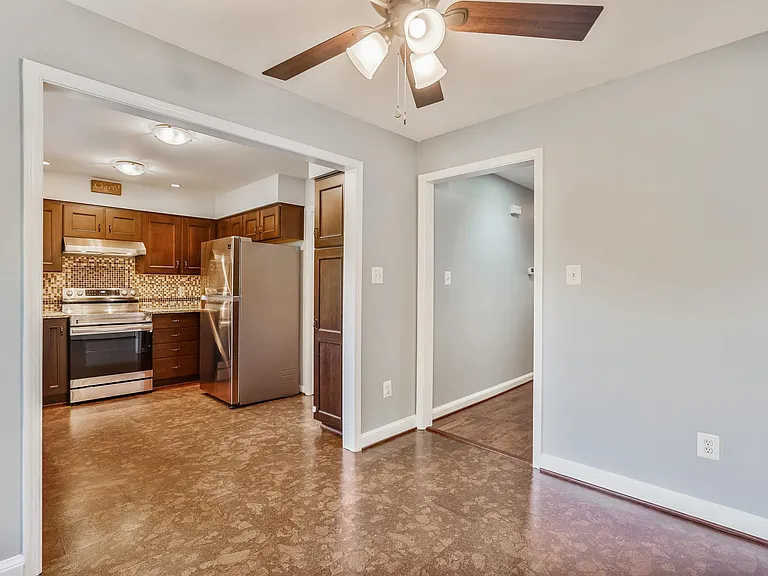 3711 Jenny Lynne Ln — Photo 25