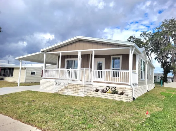 6429 Forest Lake Dr, Zephyrhills, FL 33540