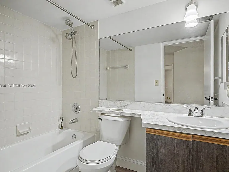 15575 Miami Lakeway N #206 — Photo 18