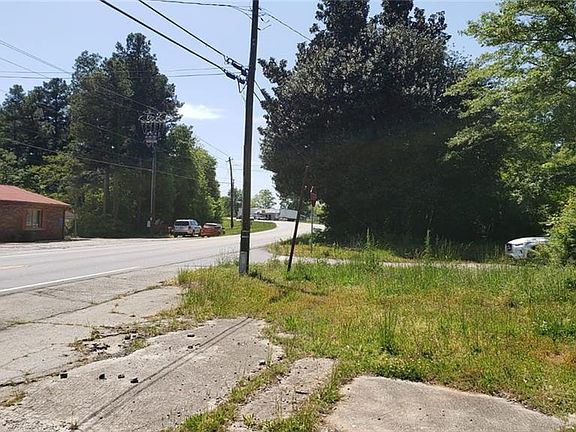 4th image of 3648 Atlanta Hwy