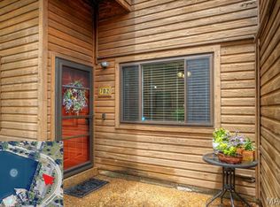 702 Hemingway Ln UNIT B, Saint Charles, MO 63304