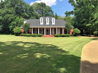2689 Edgemont Cir, Tupelo, MS 38804