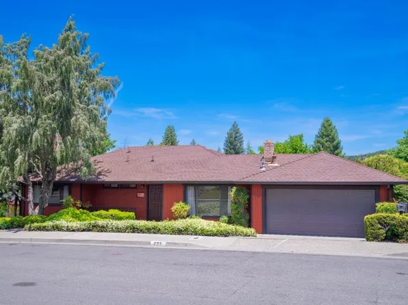 239 Alexandria Drive, Healdsburg, CA 95448