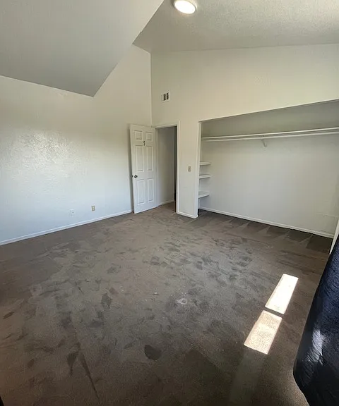 6555 Segovia Rd — Photo 17