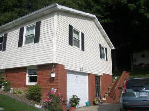 4th image of 321 N 5th St