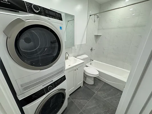 Rented by CNYC Apartments | media 12