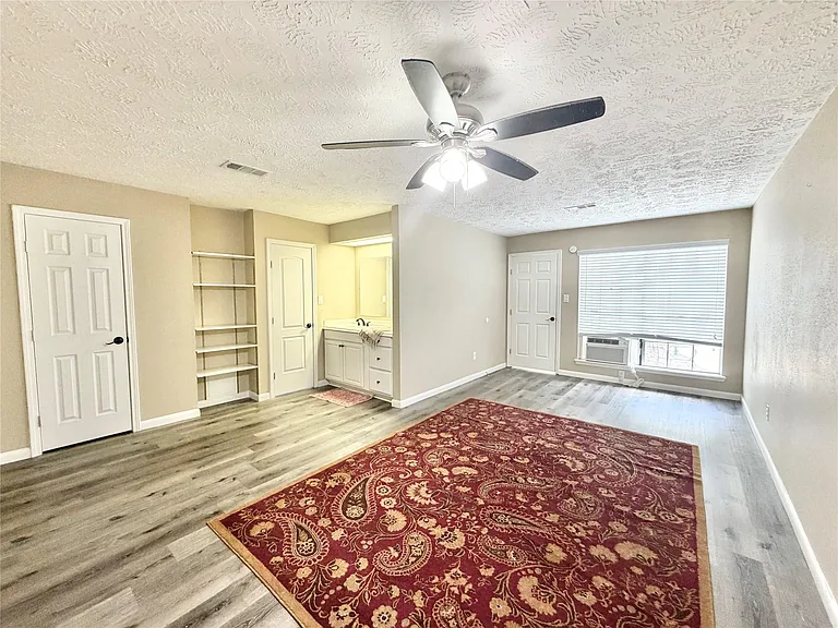 13330 Cologne Dr — Photo 15