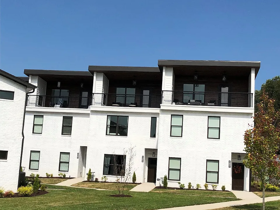 1002 Dansby Dr