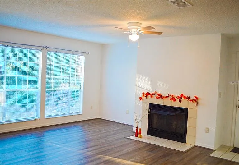 709 Youngstown Pkwy #365 — Photo 8