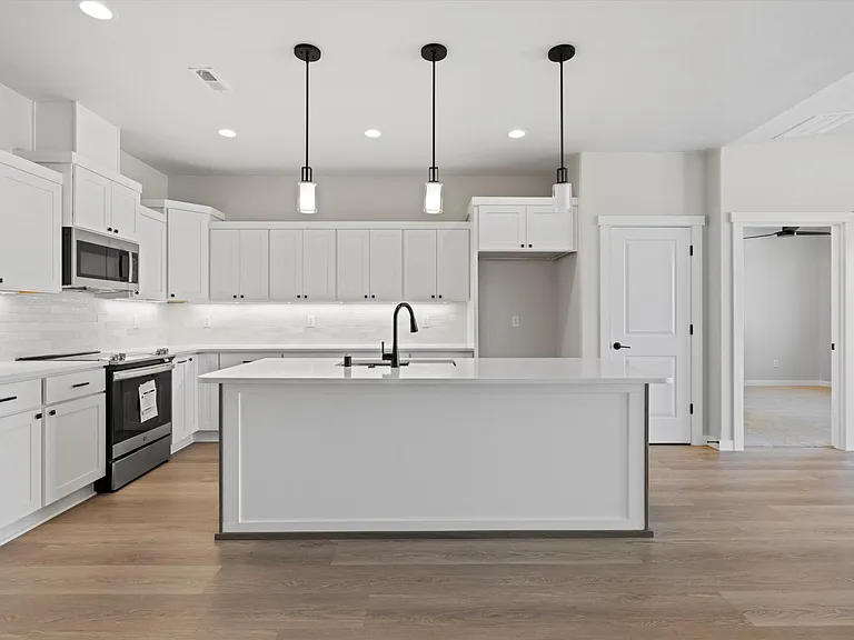 3325 S Nelson St — Photo 1