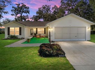 104 Cherry Blossom Ln, Lady Lake, FL 32159