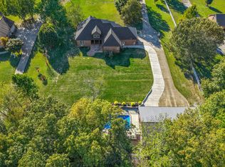 635 Mobley Rd, Clarksville, TN 37043