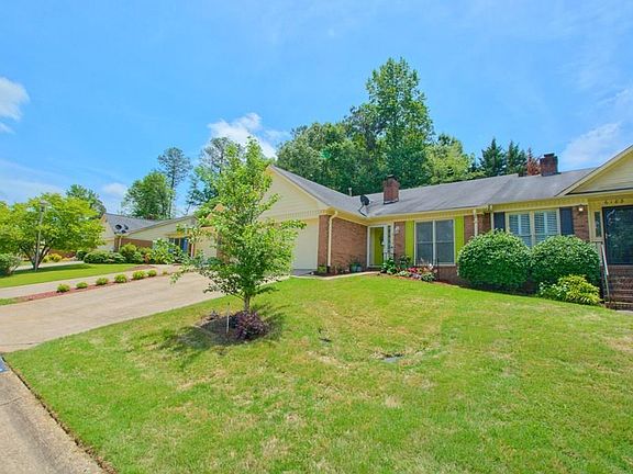 2nd image of 6179 Douglas Manor Ct
