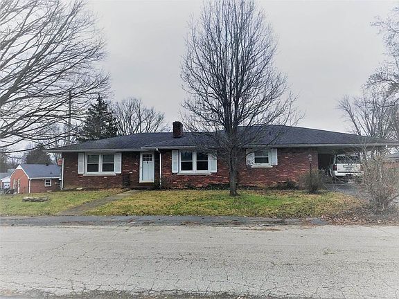 2nd image of 1043 Algonquin Trl