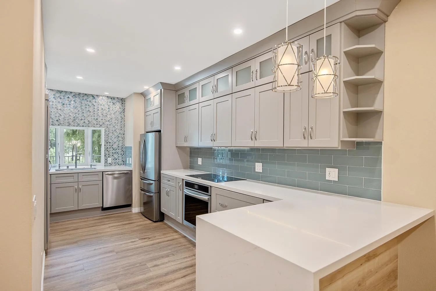 2 bed, 2.5 bath, 1236 sqft, $3,950 — Photo 3