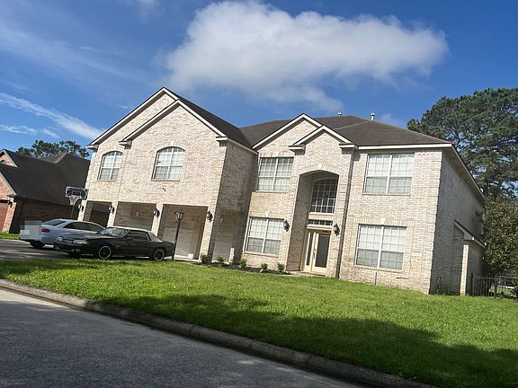 2nd image of 18331 Marlin Waters Dr