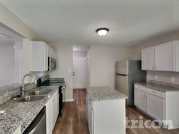 5th image of 9846 Aviary Hill Way