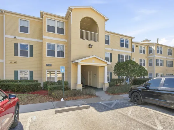 18318 Bridle Club Dr, Tampa, FL 33647