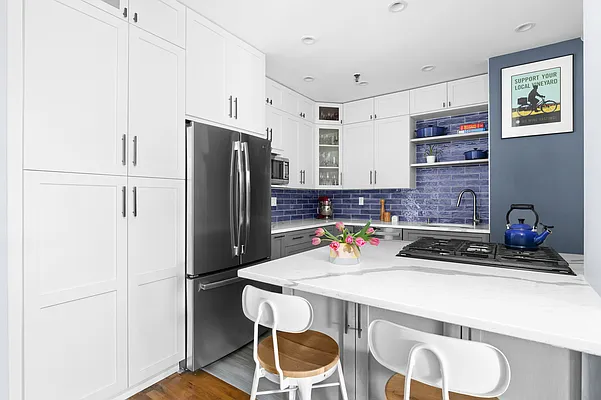 Sold by Compass | media 3