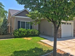 2420 N Locust Grove Rd, Meridian, ID 83646