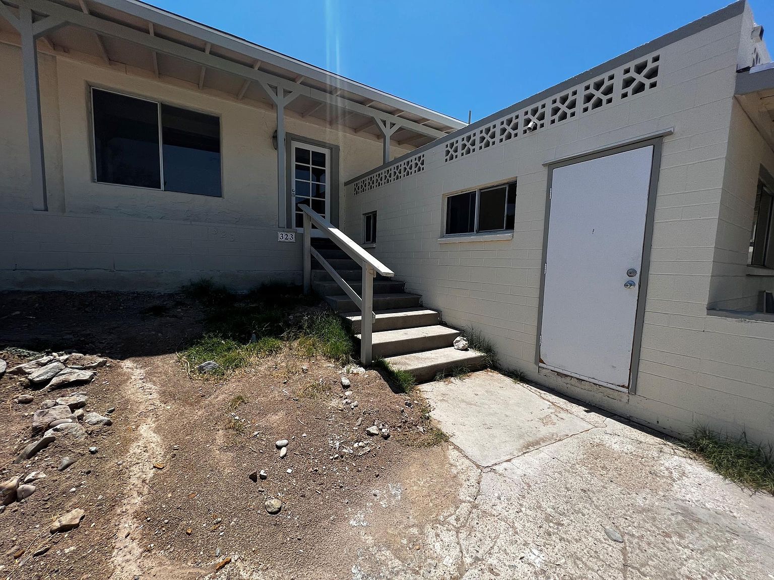 323 E St A, Needles, CA 92363 Zillow