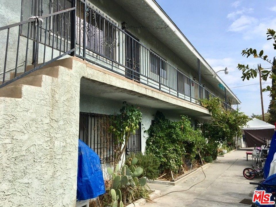 1st image of 1017 Lakme Ave APT 2