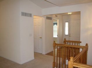 40 Spring Gardens Ct, Saint Charles, MO