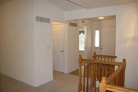 40 Spring Gardens Ct photo 1