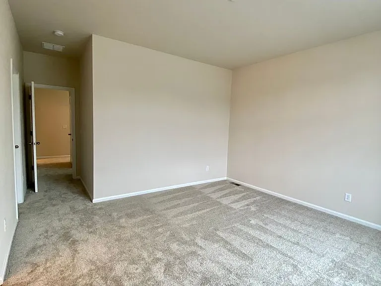 8739 Scarborough Dr — Photo 23
