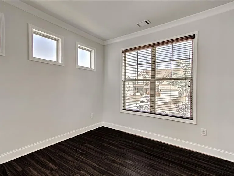 7107 Branch Creek Cv — Photo 11
