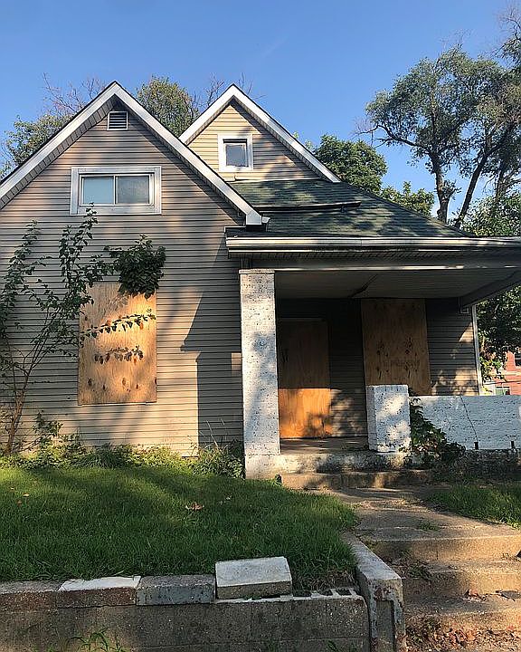 1st image of 2255 N Lasalle St