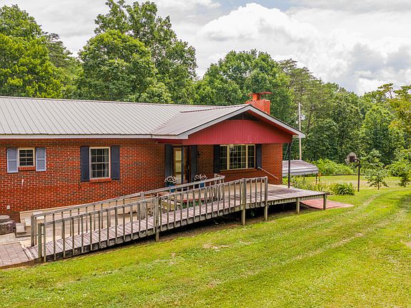 4th image of 214 McFarland Rd