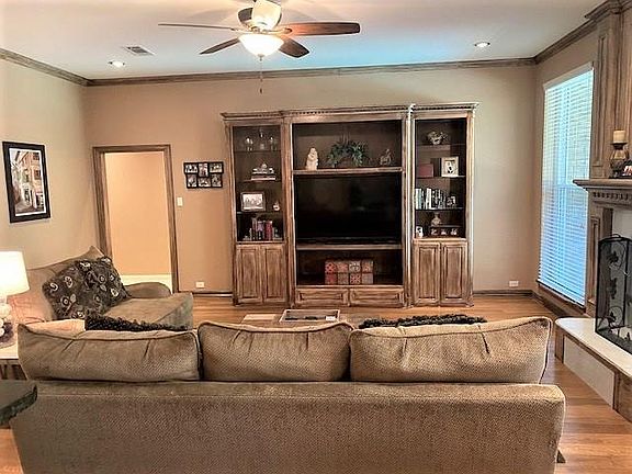 5th image of 4708 Lakeside Dr
