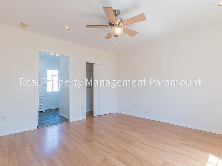 3248 W. 111th Street — Photo 11